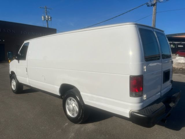 2013 Ford Econoline Cargo Van E-350 Super Duty EXTENDED-DIVIDER- in Cars & Trucks in City of Toronto - Image 3