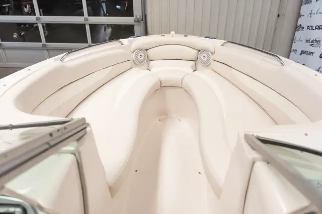 2005 Starcraft 2119 + MERCRUISER 5.0 L in Powerboats & Motorboats in Laurentides - Image 6