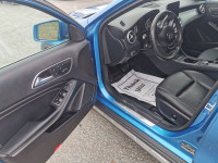 • Power_Windows • Power_Seat • Power_Mirrors • Power_Locks • Power_Sunroof • Keyless_Entry • Air_Con... (image 9)