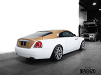 VENDU!!! 2020 Rolls Royce Wraith, Two Tone Artic White on Gold, Creme Light Interior with Fawn Brown... (image 3)