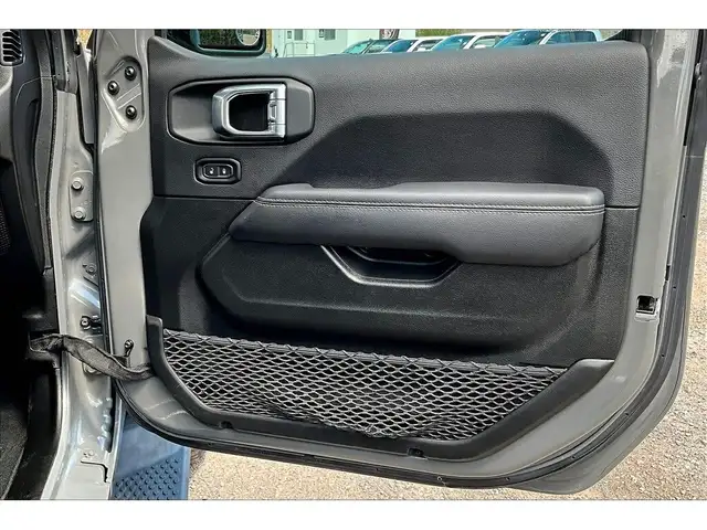 2022 Jeep Wrangler Sahara | Heated Leather | Alpine | Tow Pkg |  in Cars & Trucks in Mississauga / Peel Region - Image 20
