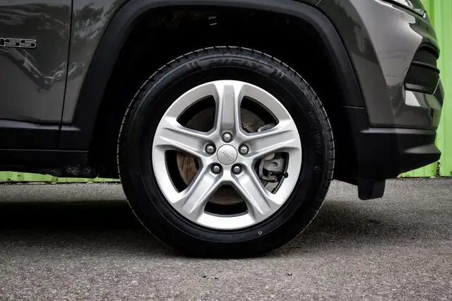 2024 Jeep Compass Sport • HEATED SEATS • LANE KEEP ASSIST • CP/A in Cars & Trucks in Ottawa - Image 8