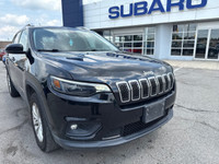 Do not miss out on this low mileage, locally owned and traded and nicely optioned 2019 Jeep Cherokee... (image 1)