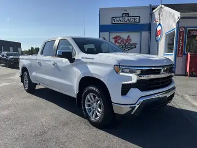 Très beau Silverado LT 1500 2023 4x4 Crew cab boite de 6,5 pieds 66000 KMS seulement, Retour de GM C...
