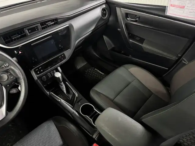 2019 Toyota Corolla LE Sièges Chauffants Écran Bluetooth Caméra  in Cars & Trucks in Shawinigan - Image 20