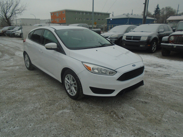 2016 Ford Focus 5dr HB SE - BLUETOOTH - LOW KM - FINANCING AVAIL in Cars & Trucks in Edmonton - Image 2