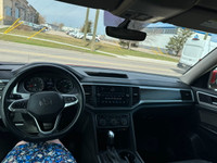7 Seater!! Driver Power Seat, Leather Seats, Heated Seats, Heated Steering Wheel, Dual Climate Contr... (image 8)