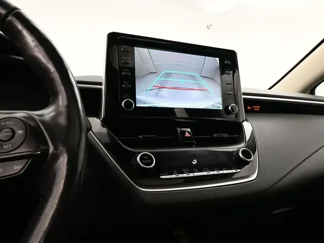 2020 Toyota Corolla LE UPGRADE SUNROOF, HEATED STEERING, HEATED  in Cars & Trucks in City of Halifax - Image 10