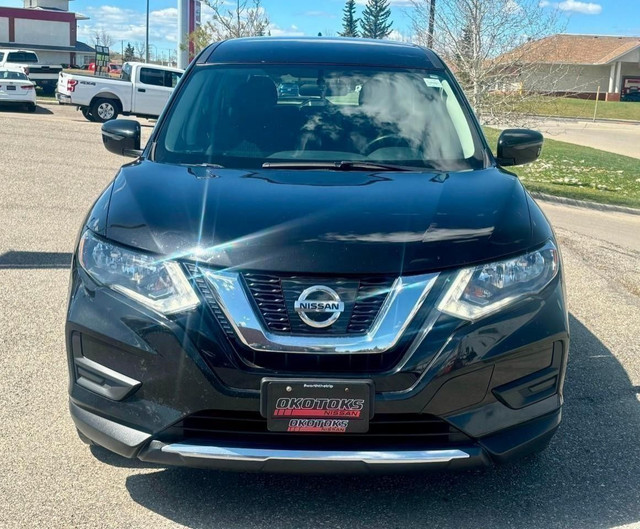 2017 Nissan Rogue in Cars & Trucks in Calgary - Image 2