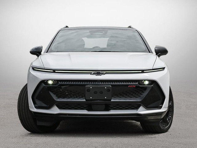 2025 Chevrolet Equinox EV 2RS in Cars & Trucks in City of Montréal - Image 2