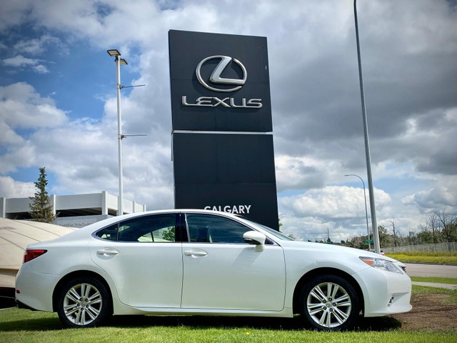 2014 Lexus ES 350 in Cars & Trucks in Calgary - Image 2