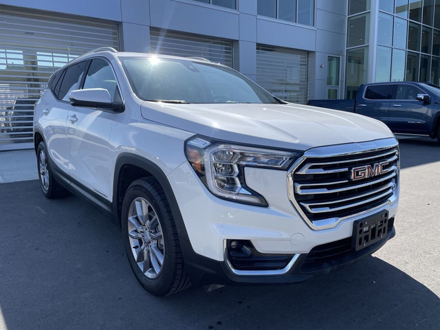 2022 GMC Terrain SLT in Cars & Trucks in Calgary