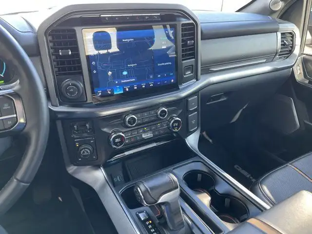 2021 Ford F-150 Platinum - CLEAN CARFAX - ONE OWNER in Cars & Trucks in Strathcona County - Image 14