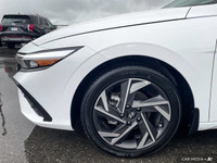 ==== 2024 Hyundai Elantra Preferred w/Tech Package | CarPlay | Sunroof | Heated Seats ==== Sleek, fu... (image 8)