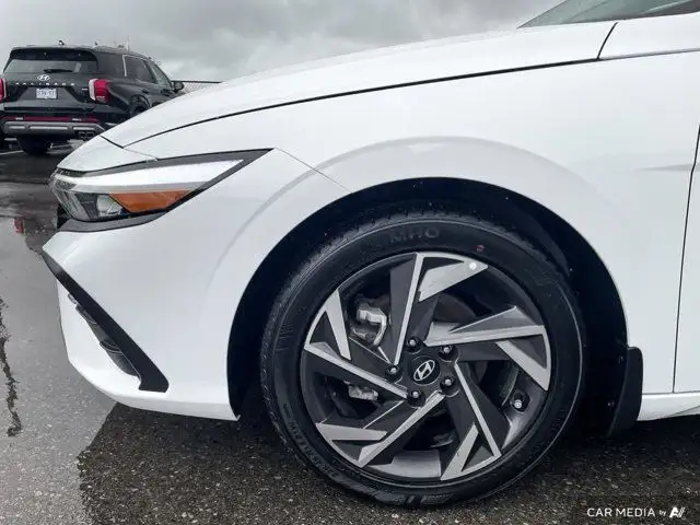 2024 Hyundai Elantra Preferred w/Tech Package | CarPlay in Cars & Trucks in Cambridge - Image 10