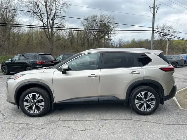 2023 Nissan Rogue SV Moonroof63347527169537123