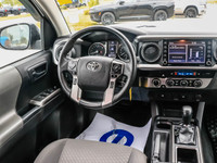 2022 Toyota Tacoma | 4WD | 3.5L V6 | 6-Speed Automatic | White | Certified Pre-OwnedTackle any terra... (image 5)