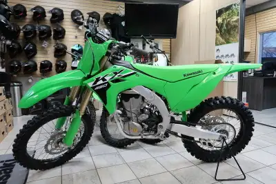 2024 Kawasaki KX450 The KX legacy created a long line of champions. The drive to produce more has no...