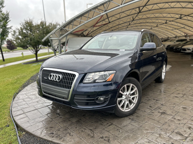 2011 Audi Q5 2.0L Premium Plus in Cars & Trucks in Calgary