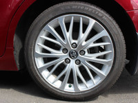 // ACCIDENT FREE!! //FEATURES OF THE Camry XLE V6 Auto »» Powerful 3.5-litre V6 unleaded engine »» S... (image 8)