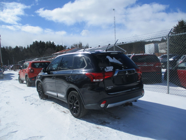 2016 Mitsubishi Outlander in Cars & Trucks in Barrie - Image 4