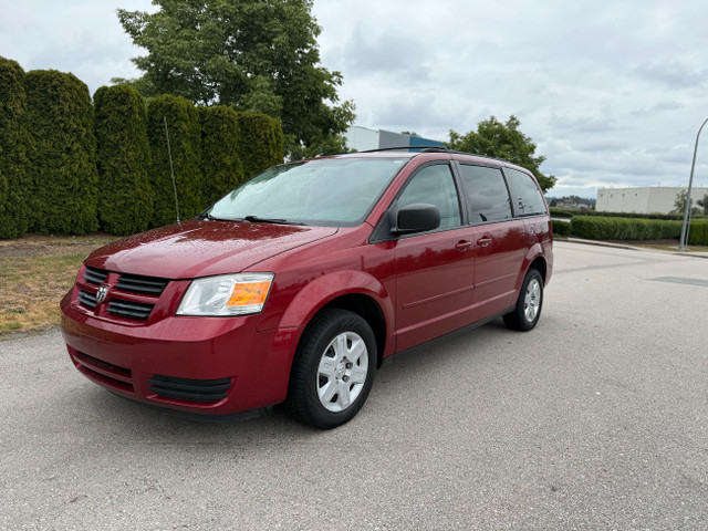 2010 DODGE GRAND CARAVAN SE AUTOMATIC A/C STOW & GO LOCAL BC in Cars & Trucks in Richmond