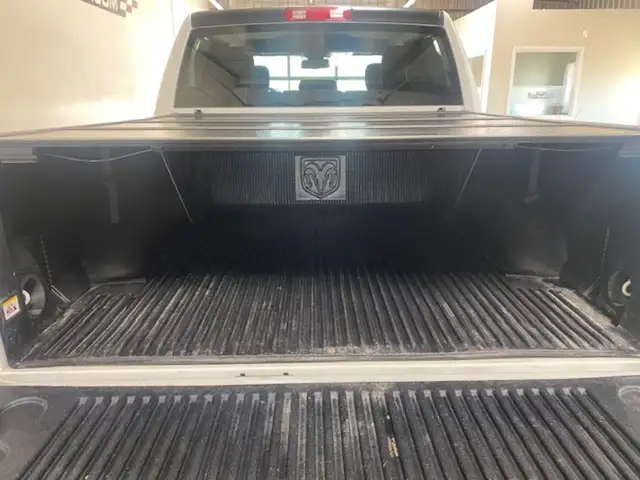 2020 Ram 1500 Classic Classic/ 4x4/ Crew/ Low K/ Lift/ Rubber/ A in Cars & Trucks in Winnipeg - Image 14