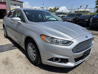 TITANIUM | AWD | LEATHER HEATED AND COOLED SEATS | SUNROOF This 2016 Ford Fusion Titanium offers a r... (image 6)
