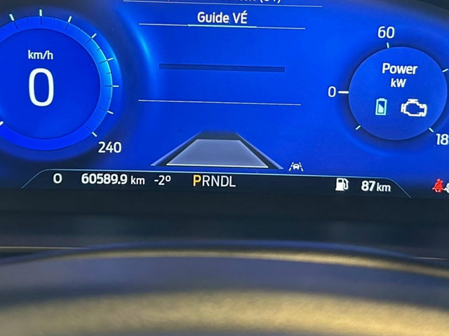 2022 Ford Escape SEL hybride Auto AC Cam Nav in Cars & Trucks in Gatineau - Image 2