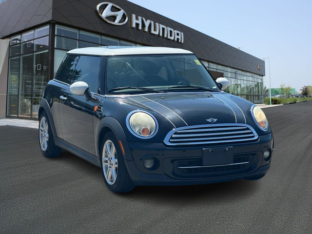 2011 MINI Cooper Base in Cars & Trucks in Oshawa / Durham Region - Image 3