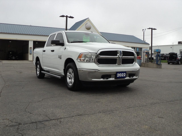 2022 RAM 1500 Classic SLT CrewCab4WD 3.6L6cyl5'7"BoxHeatedSeats& in Cars & Trucks in Brantford - Image 4