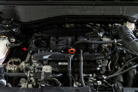 Francais: * Moteur : 1.6L Turbo GDI DACT 16 soupapes 4 cylindres en ligne * Transmission : automatiq... (image 9)