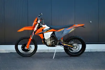 2021 KTM 500 XCF-W ..Ajout sur le véhicule.. -Damper GTR -Protection swingarm -Réservoir haute capac...