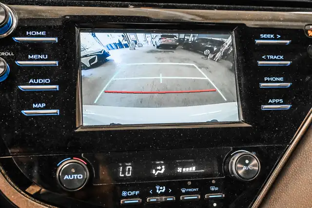 2020 Toyota Camry SE | Carplay | Bluetooth |  Mags | Caméra * 1 62930785799683122