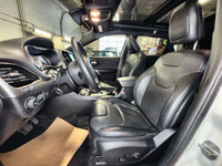 This one owner 2019 Jeep Cherokee 4x4 Limited has the V6 3.2L engine with a 9 Speed Automatic transm... (image 6)