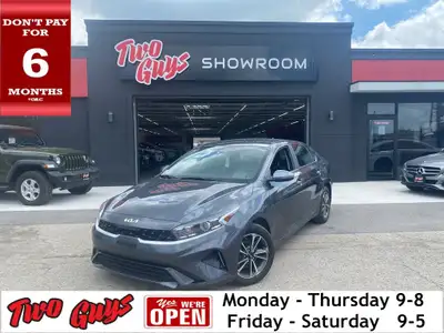 2023 Kia Forte EX Gravity Gray *BLUETOOTH*, *BACK-UP CAMERA*, *CLEAN CARFAX REPORT*, *MARKET VALUE P...