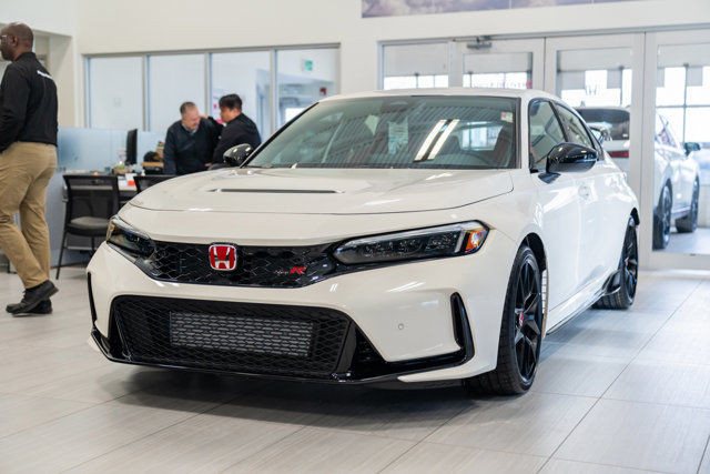  2024 Honda Civic Type R TYPER in Cars & Trucks in Edmonton