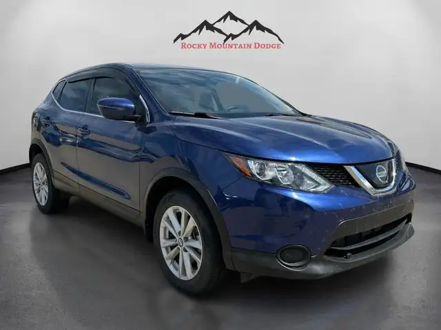 VERY LOW MILAGE 2019 NISSAN QASHQAI S ALL WHEEL DRIVE in Cars & Trucks in Red Deer - Image 8