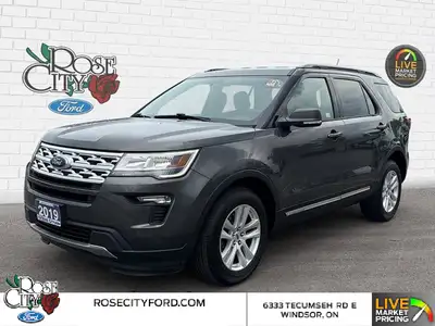 - ACCIDENT FREE - HEATED CLOTH SEATS - REMOTE START - NAVIGATION - TRAILER TOW PACKAGE - FRONT & REA...
