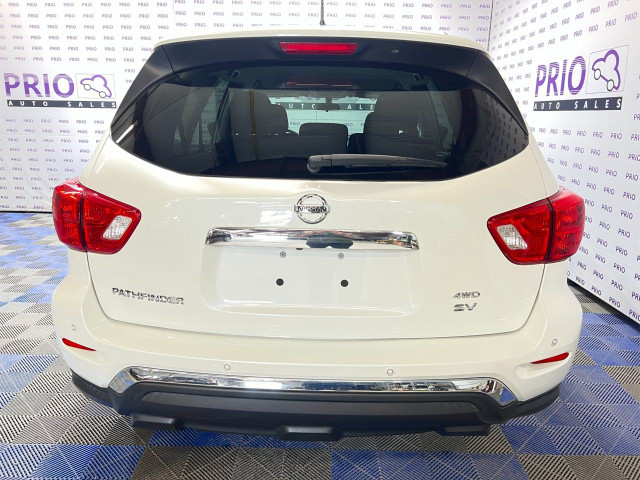 2017 Nissan Pathfinder in Cars & Trucks in Ottawa - Image 4