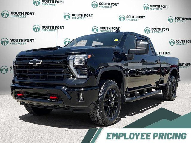 2025 Chevrolet Silverado 3500HD LTZ 4WD Crew Cab in Cars & Trucks in Strathcona County