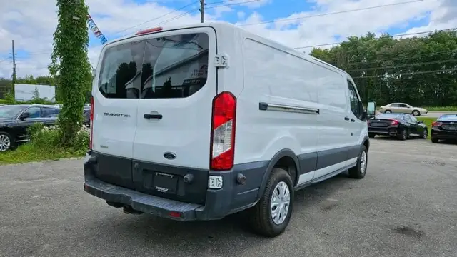 2017 FORD TRANSIT T-250 250 dans Autos et camions dans Barrie - Image 9