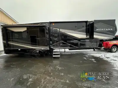 Keystone Montana fifth wheel 3781RL highlights: Front Private Bedroom Kitchen Island Rear Living Are...