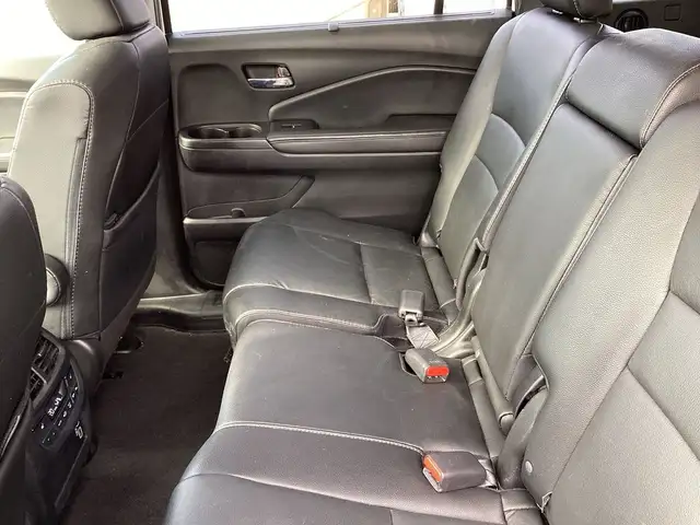 2021 Honda Pilot LEATHER, NAVIGATION, SUNROOF in Cars & Trucks in Oakville / Halton Region - Image 12