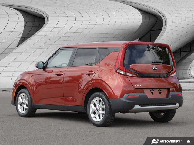 2021 Kia Soul EX | Apple CarPlay | Backup Camera | Heated Seats in Cars & Trucks in London - Image 3