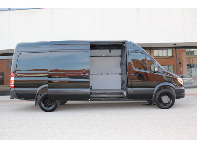 2018 Mercedes-Benz Sprinter Cargo Van 3500XD - \"DUALLYS - 3.0L  in Cars & Trucks in City of Toronto - Image 4