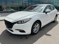 2018 MAZDA MAZDA3 SE | BLUETOOTH FEATURES INCLUDE: - Emergency brake assist - Tire pressure monitori... (image 1)