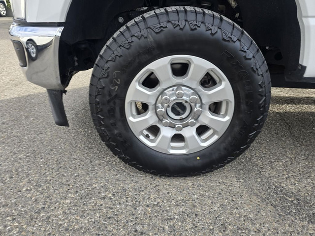2023 Ford F-350 XLT 613A | 7.3L GODZILLA | 8FT BOX in Cars & Trucks in Calgary - Image 4