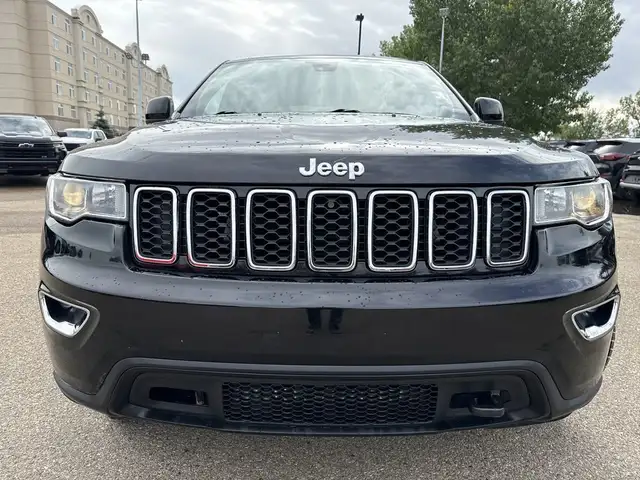 2021 Jeep Grand Cherokee Laredo in Cars & Trucks in Edmonton - Image 3