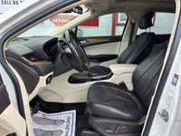 Black Label | 4WD | HEATED AND COOLED LEATHER SEATS | SUNROOF | TWO TONE This 2015 Lincoln MKC Black... (image 9)